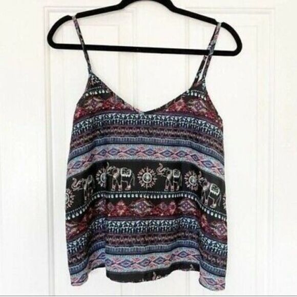 Hollister Tops - HOLLISTER V-Neck Printed Camisole Tank